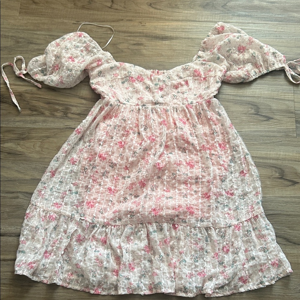 Elegant Pink Floral Mini Dress